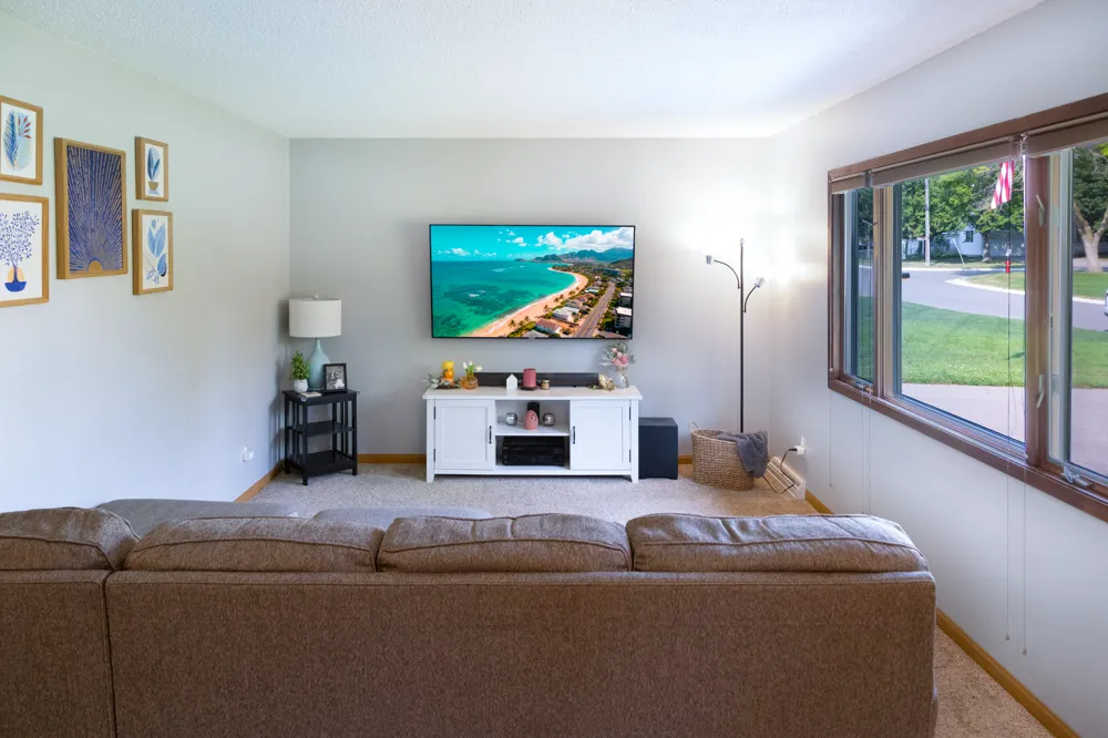 503 Chan View Chanhassen, MN 55317