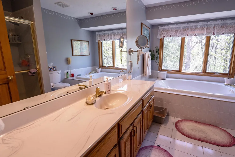 20810 Parkfield Avenue Jordan, MN 55352