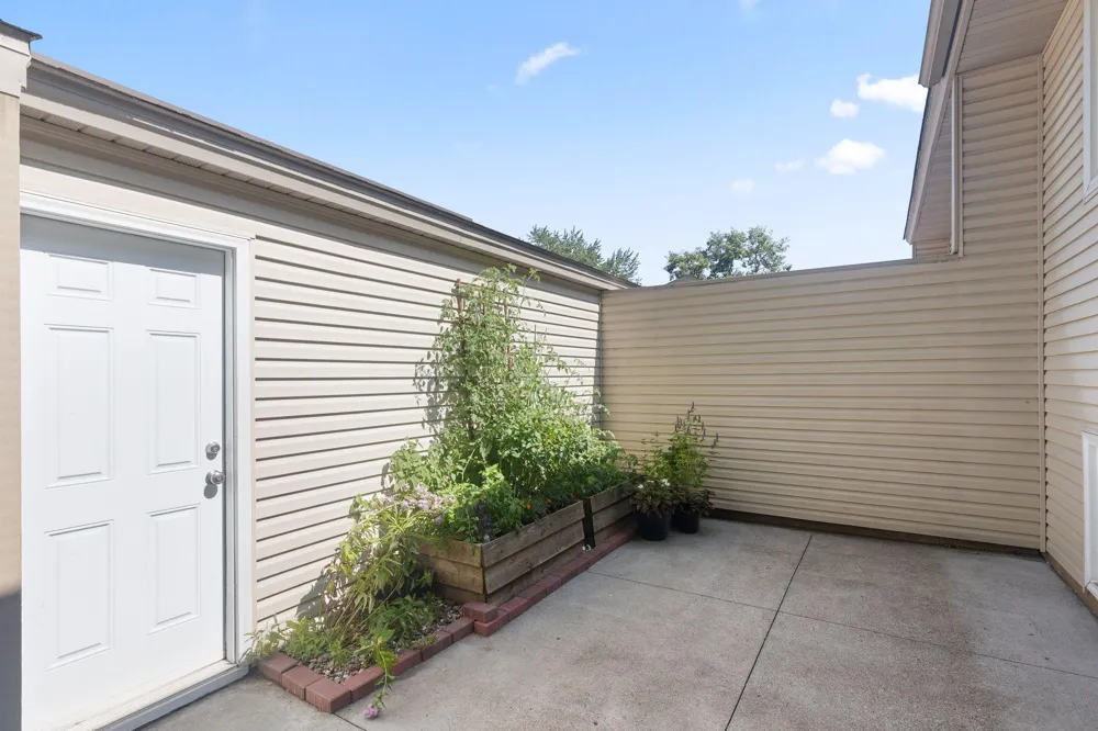 12142 Drake Street NW Coon Rapids, MN 55448