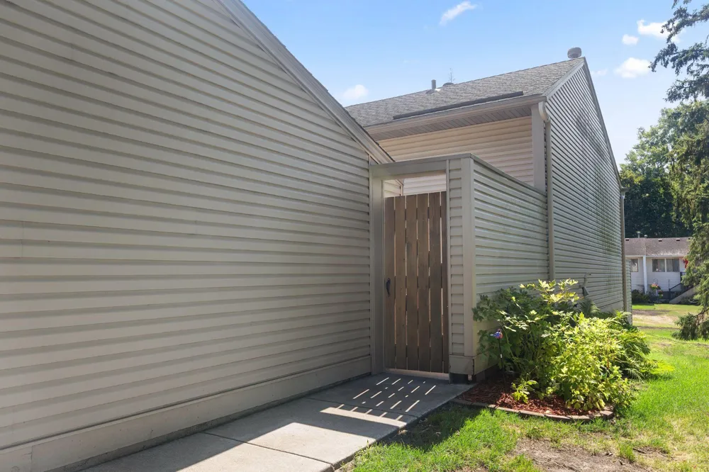 12142 Drake Street NW Coon Rapids, MN 55448