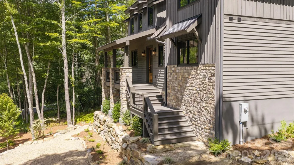 11 E Fish Camp Trail #W19 Glenville, NC 28736