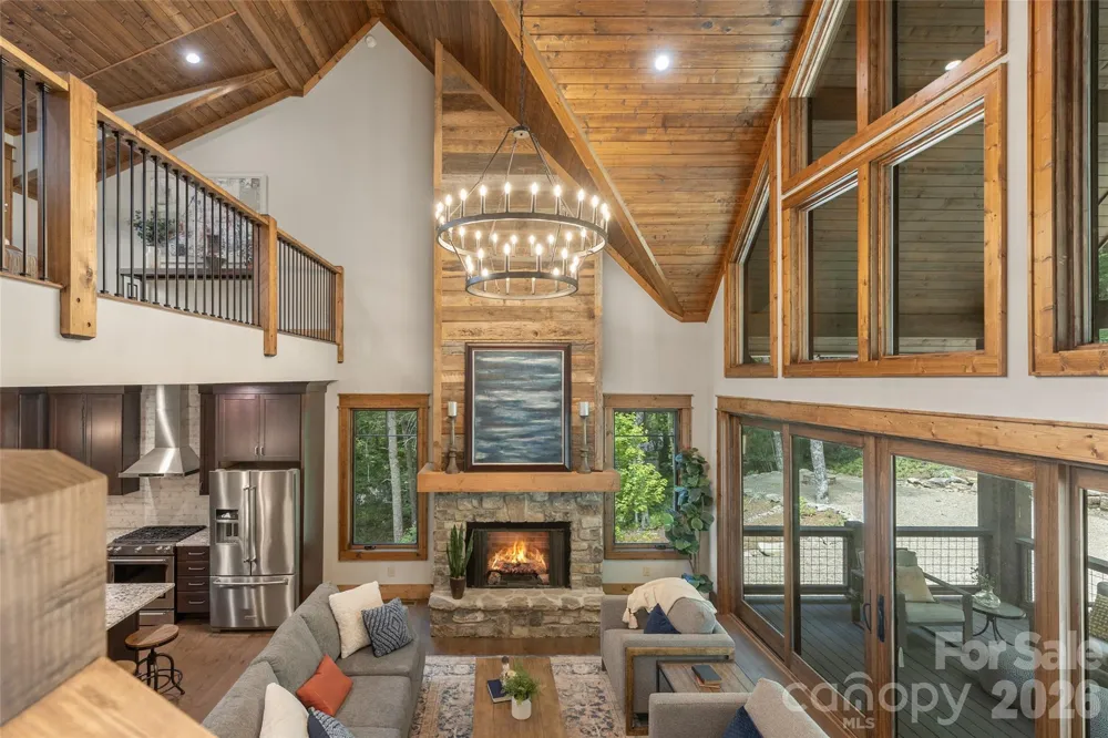 11 E Fish Camp Trail #W19 Glenville, NC 28736