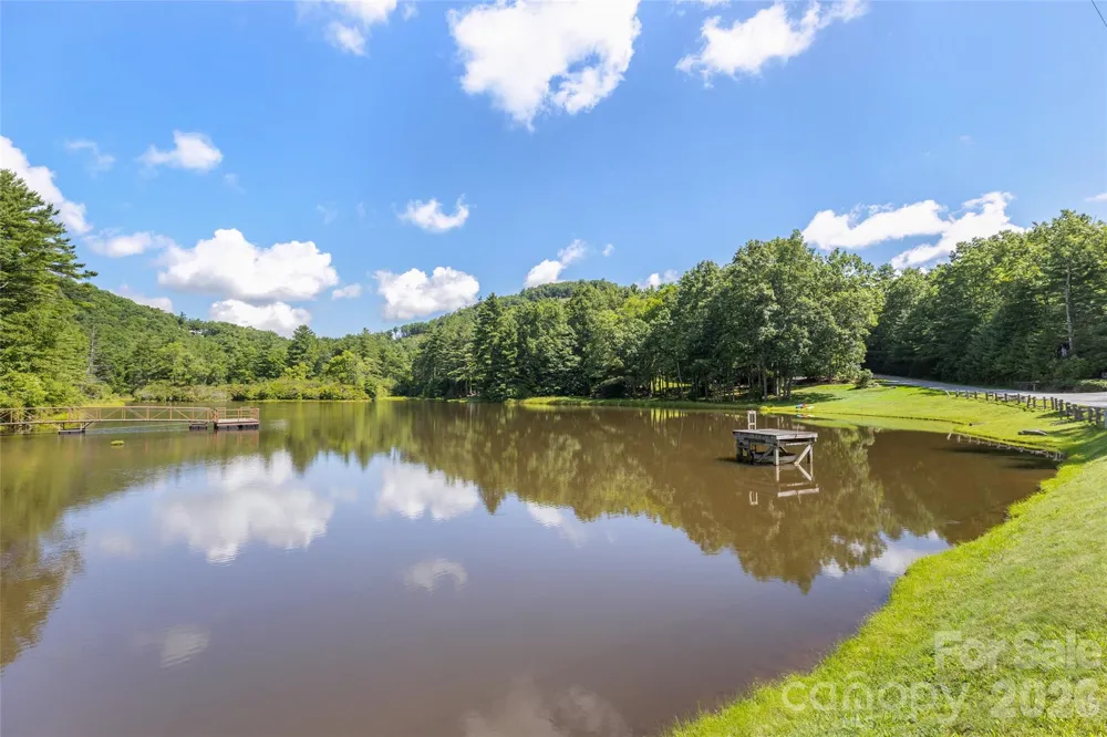 11 E Fish Camp Trail #W19 Glenville, NC 28736