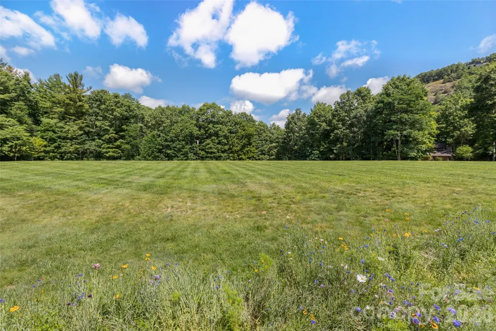 11 E Fish Camp Trail #W19 Glenville, NC 28736
