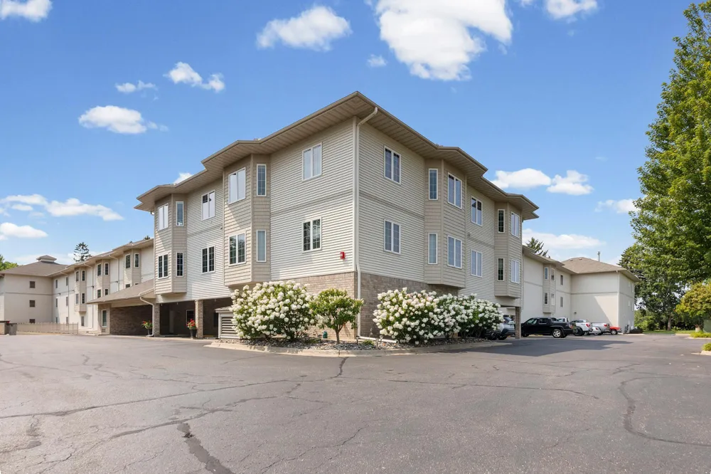 11030 Mississippi Boulevard NW #325 Coon Rapids, MN 55433