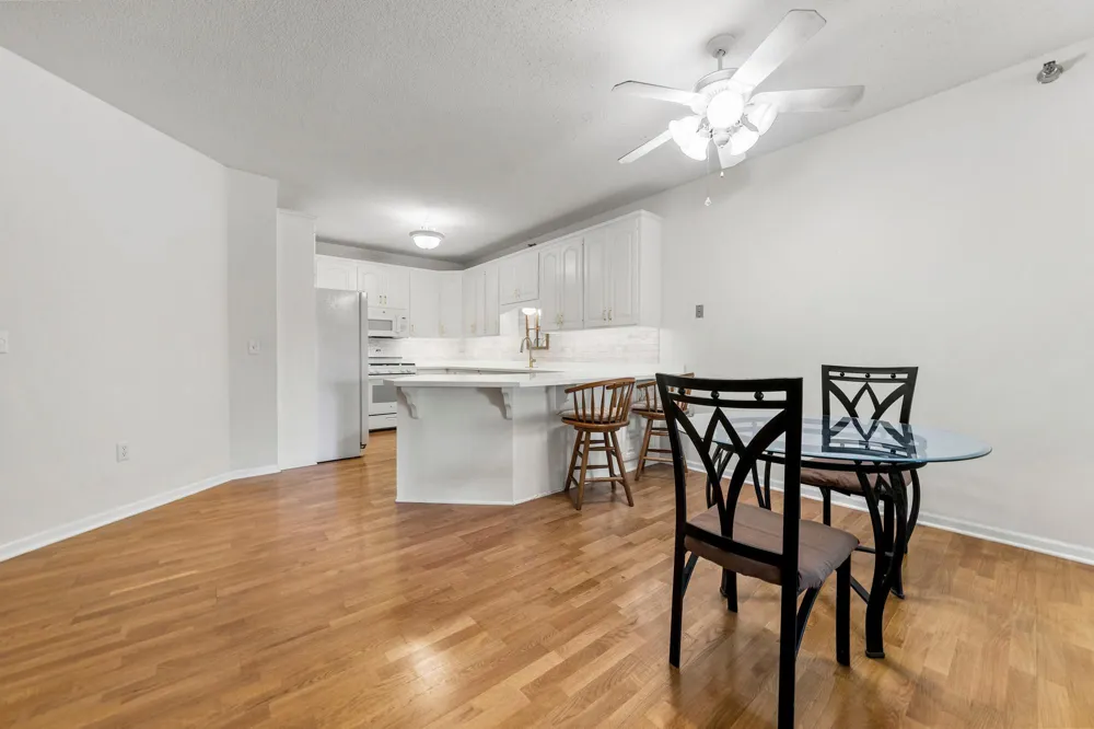 11030 Mississippi Boulevard NW #325 Coon Rapids, MN 55433