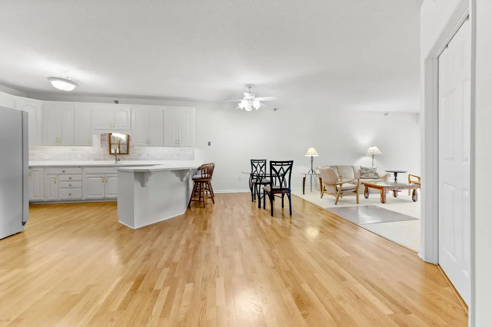 11030 Mississippi Boulevard NW #325 Coon Rapids, MN 55433