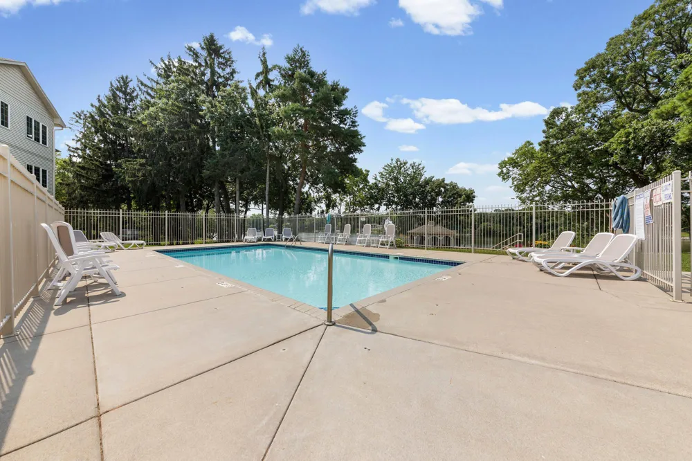 11030 Mississippi Boulevard NW #325 Coon Rapids, MN 55433