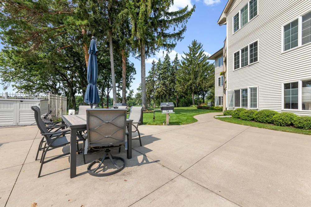11030 Mississippi Boulevard NW #325 Coon Rapids, MN 55433