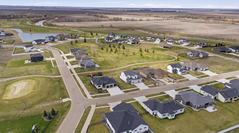 102 Annies Way Mapleton, ND 58059