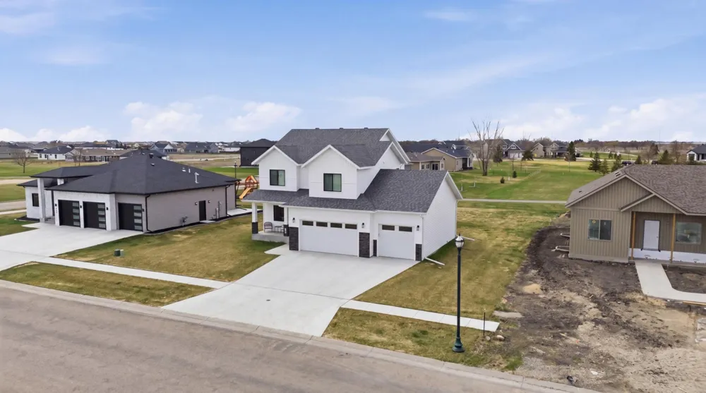 102 Annies Way Mapleton, ND 58059