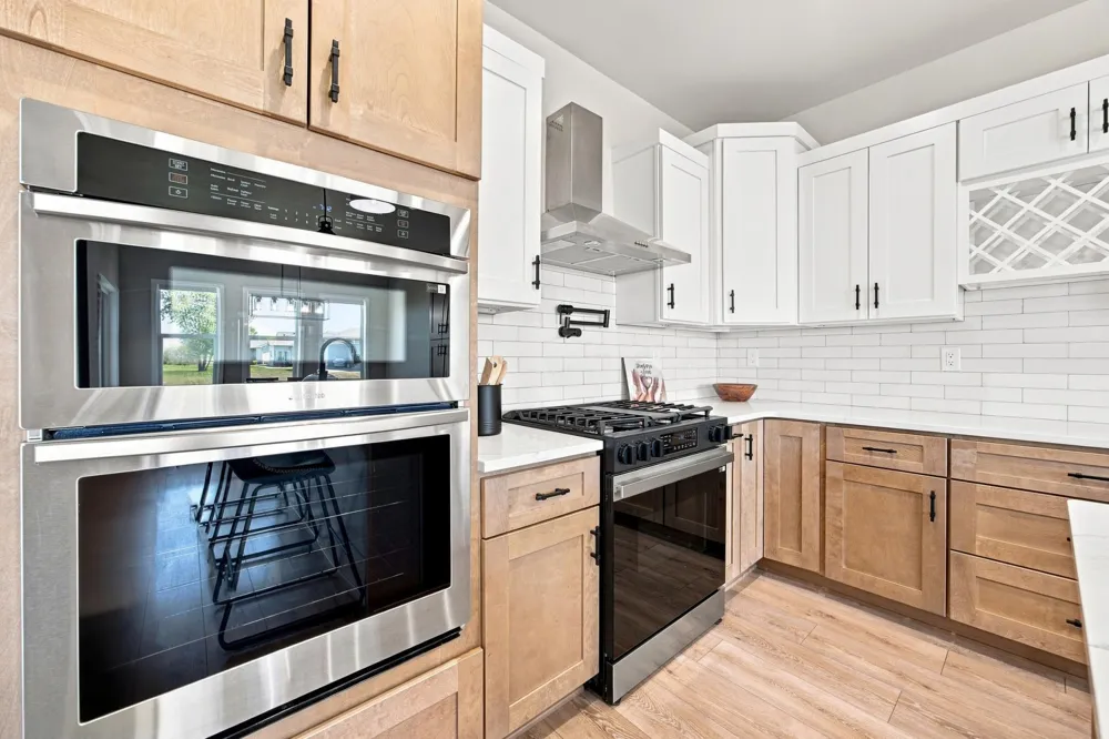 102 Annies Way Mapleton, ND 58059