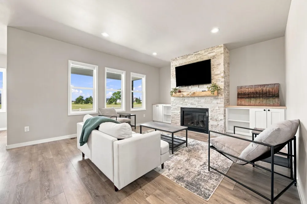 102 Annies Way Mapleton, ND 58059