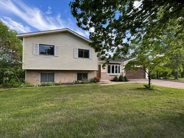 1837 8th Street NW Elk River, MN 55330