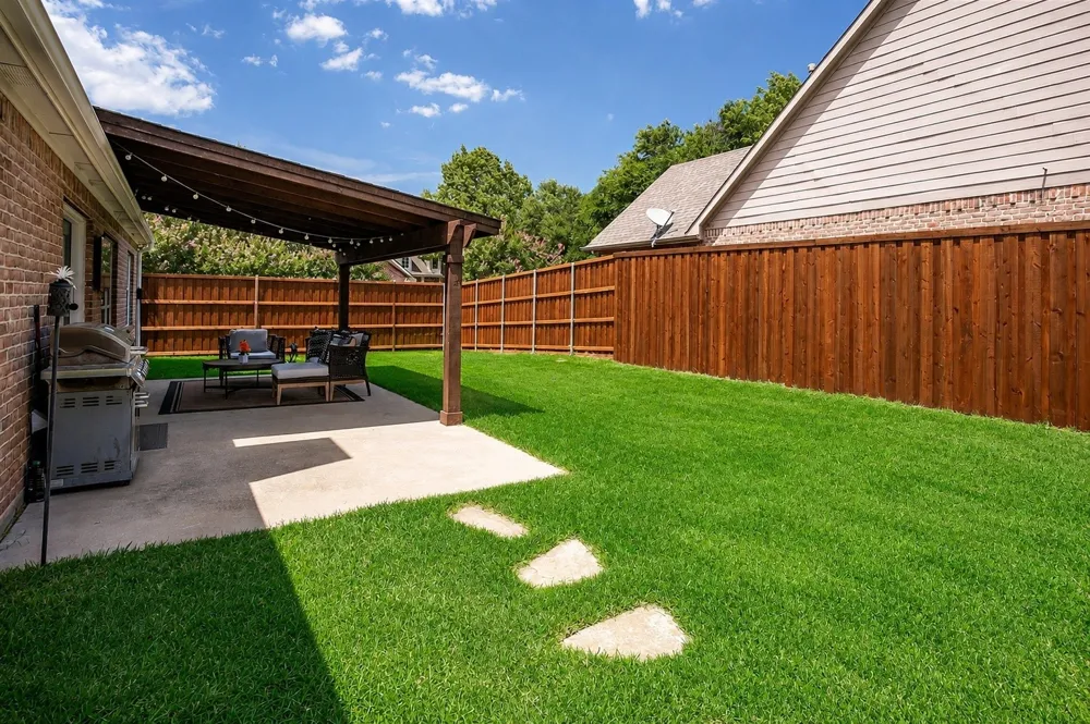 507 Mattie Lane Lake Dallas, TX 75065