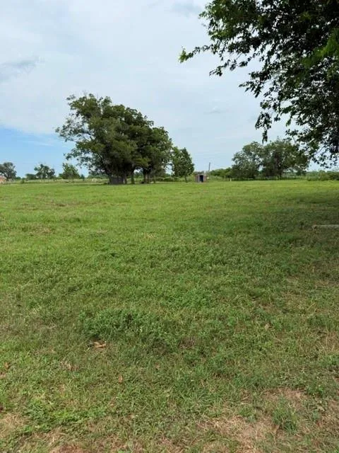 2235 County Road 18 Damon, TX 77430