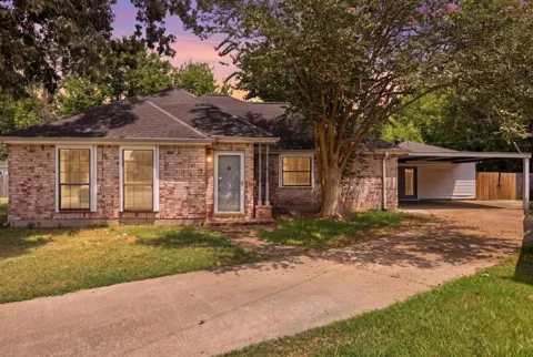 7215 Pleasant Bend Drive