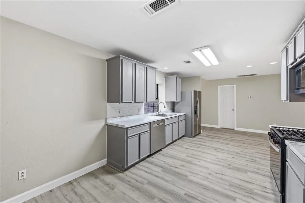 7215 Pleasant Bend Drive Beaumont, TX 77708