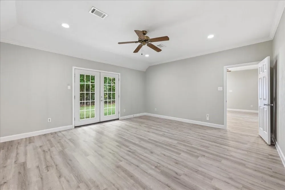 7215 Pleasant Bend Drive Beaumont, TX 77708