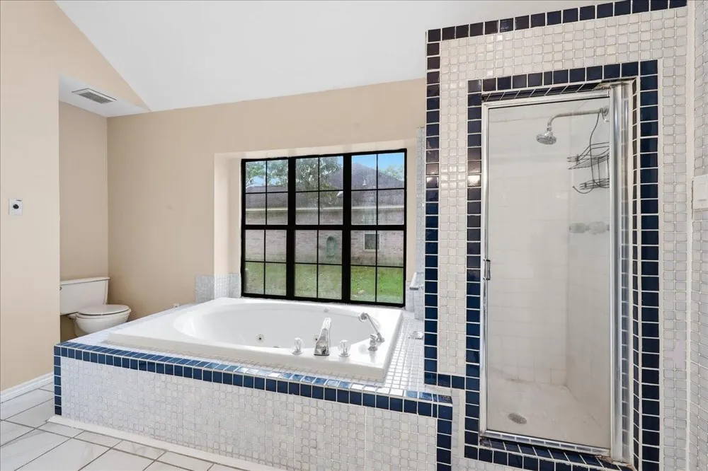 7215 Pleasant Bend Drive Beaumont, TX 77708