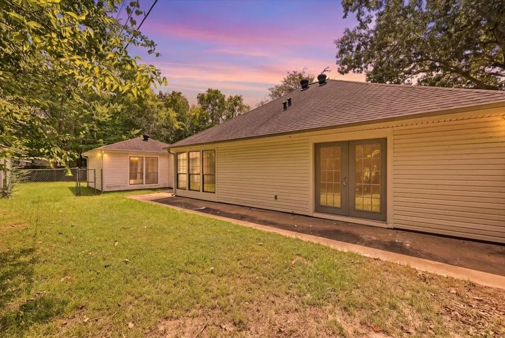 7215 Pleasant Bend Drive Beaumont, TX 77708