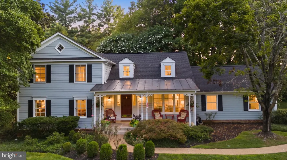 210 FALCON RIDGE ROAD Great Falls, VA 22066