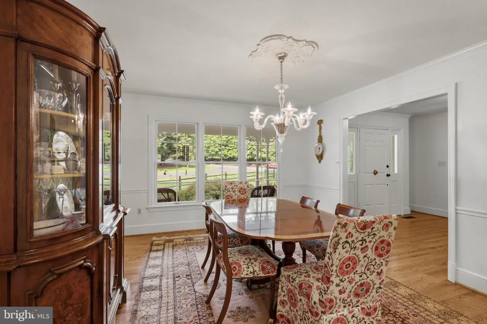 210 FALCON RIDGE ROAD Great Falls, VA 22066