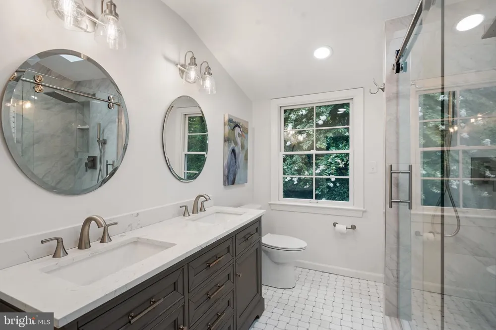 210 FALCON RIDGE ROAD Great Falls, VA 22066