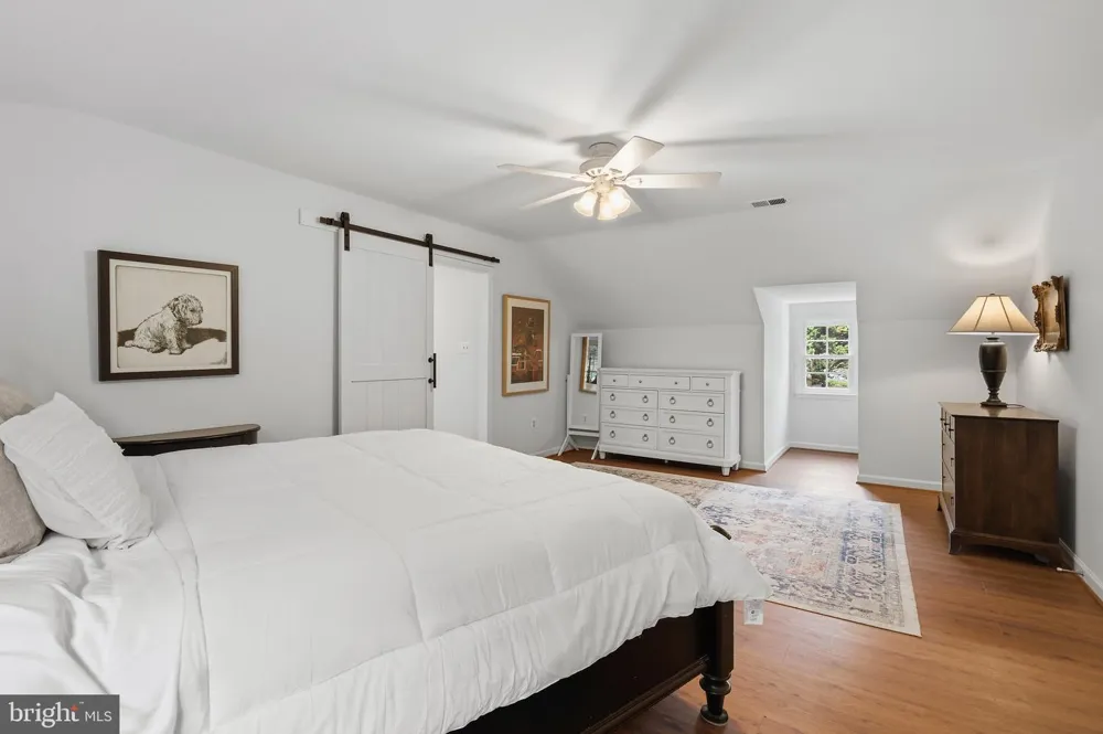 210 FALCON RIDGE ROAD Great Falls, VA 22066
