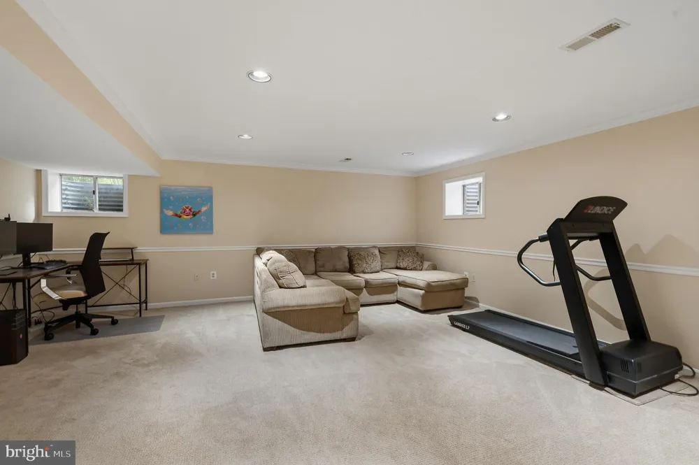 210 FALCON RIDGE ROAD Great Falls, VA 22066