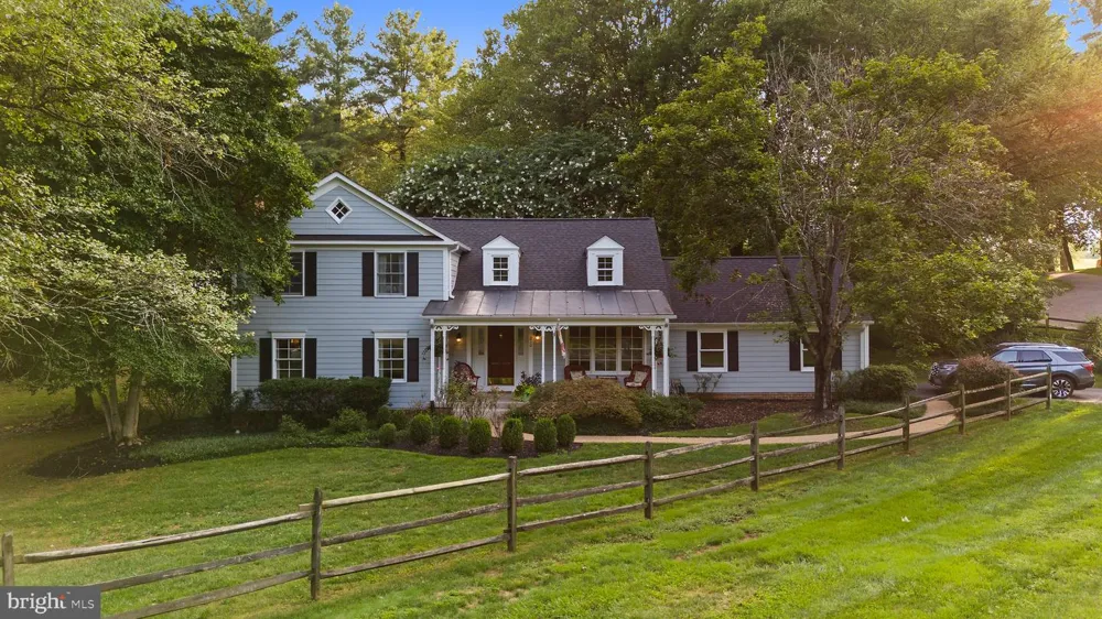 210 FALCON RIDGE ROAD Great Falls, VA 22066