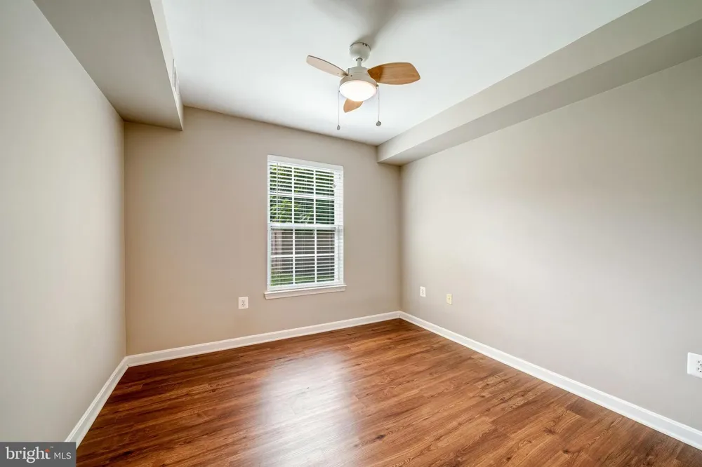 2912 17TH STREET S #103 Arlington, VA 22204