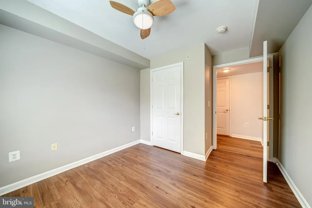 2912 17TH STREET S #103 Arlington, VA 22204