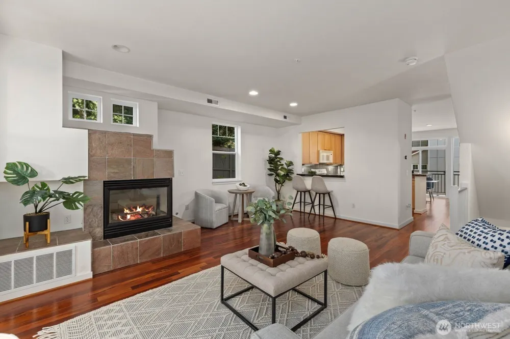 12721 SE 41st Place #214 Bellevue, WA 98006