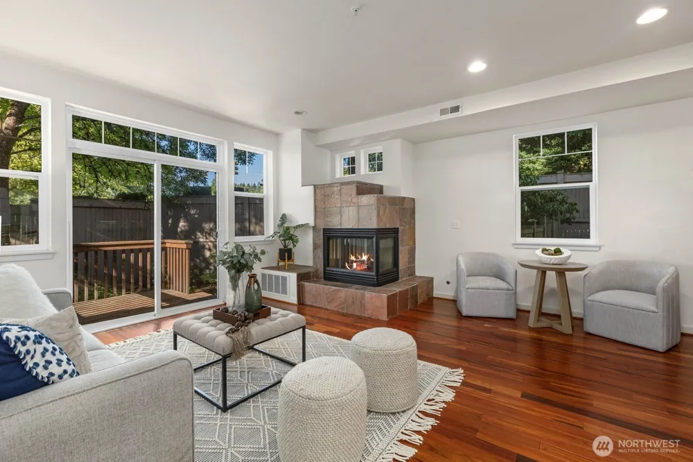 12721 SE 41st Place #214 Bellevue, WA 98006