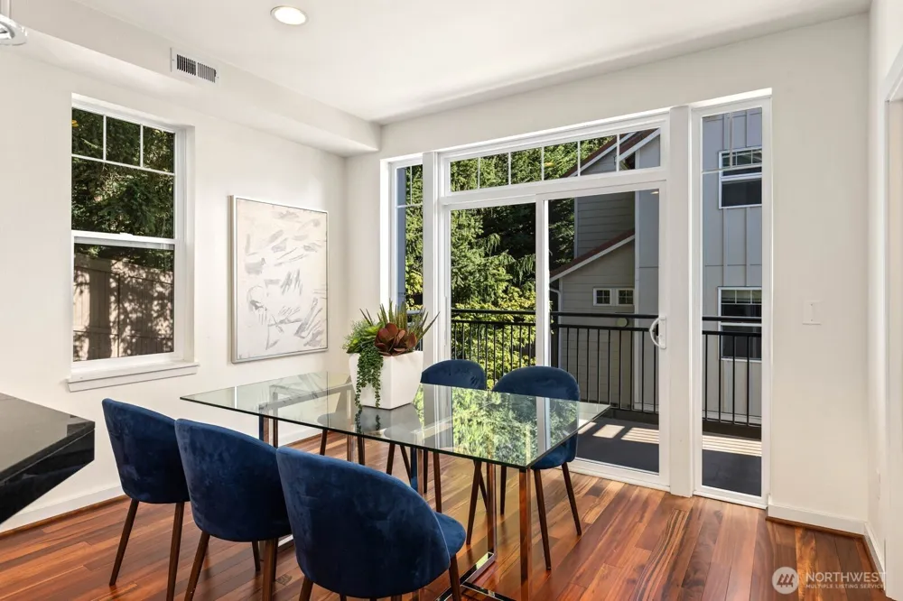 12721 SE 41st Place #214 Bellevue, WA 98006