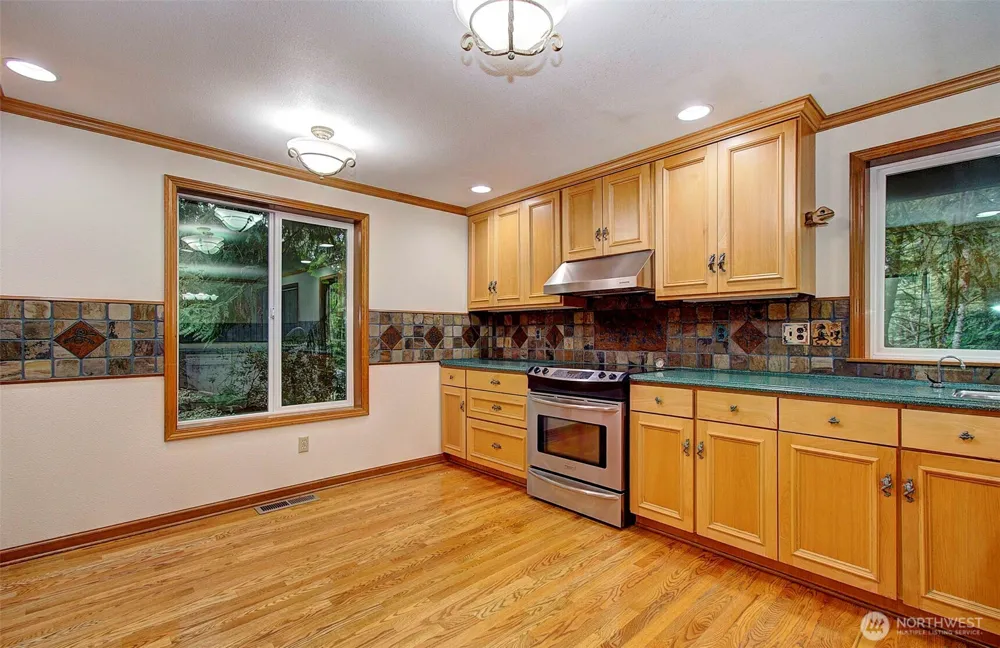 20301 NE 225th Avenue Brush Prairie, WA 98606