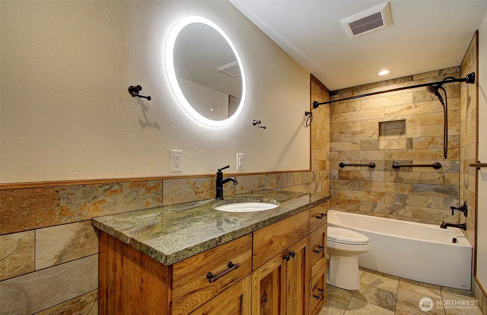 20301 NE 225th Avenue Brush Prairie, WA 98606