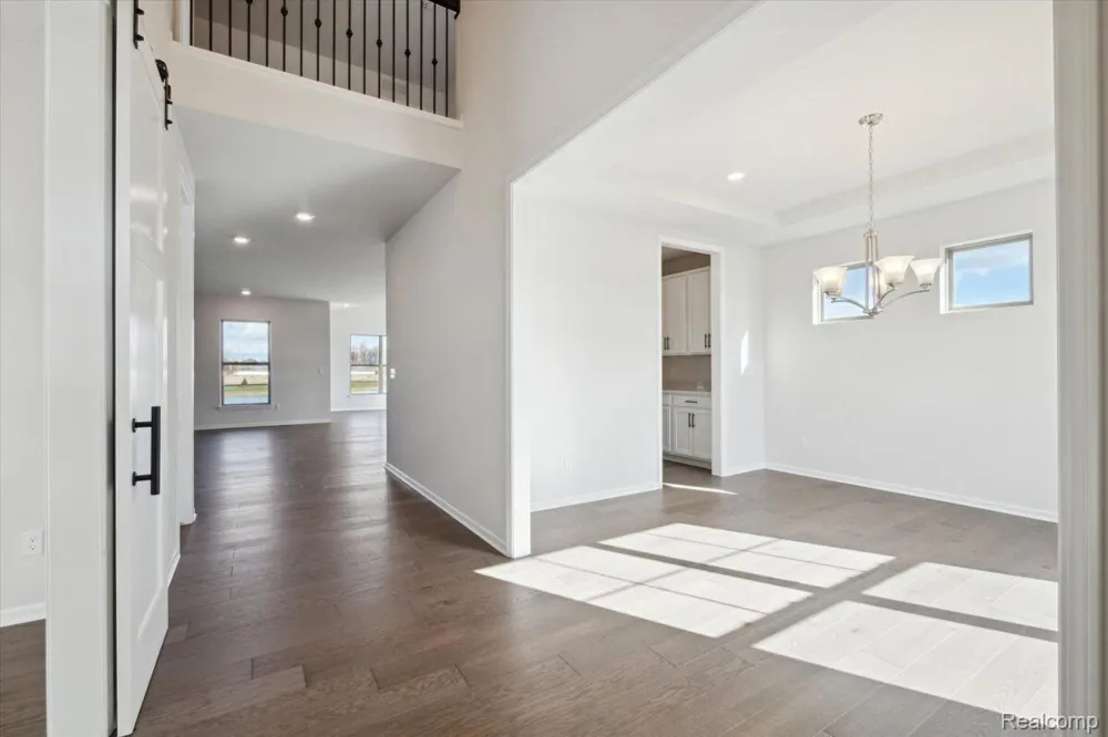 61836 Hevel Lane Washington Township, MI 48094