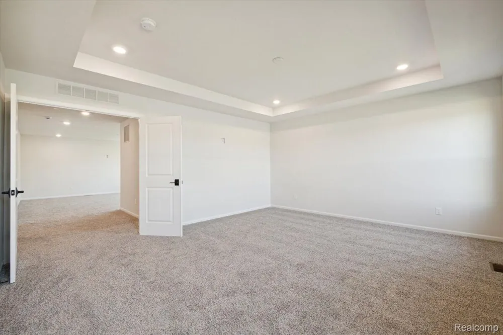 61836 Hevel Lane Washington Township, MI 48094