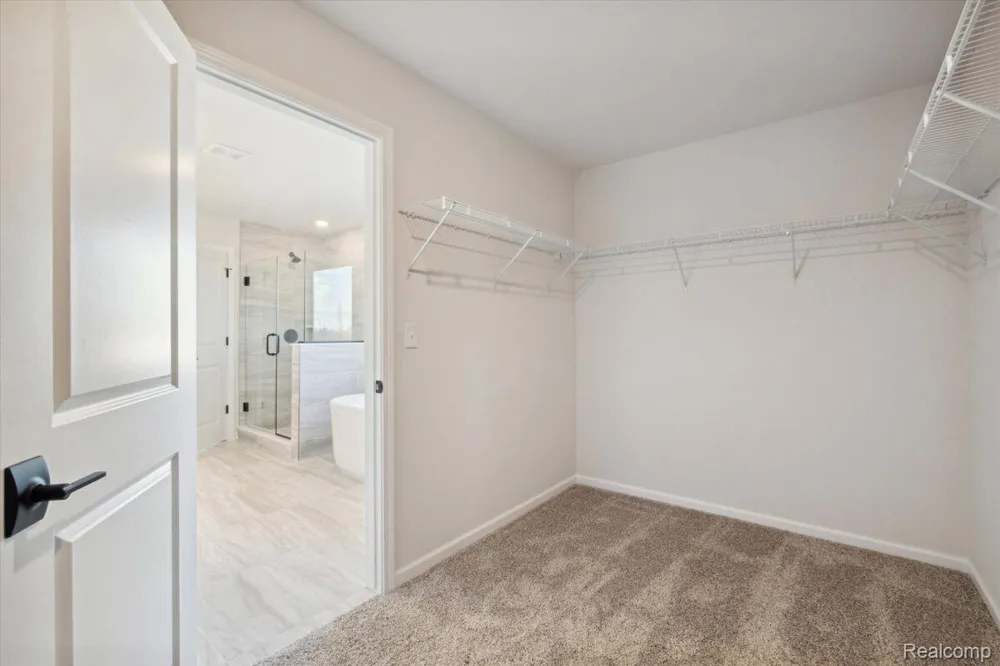 61836 Hevel Lane Washington Township, MI 48094