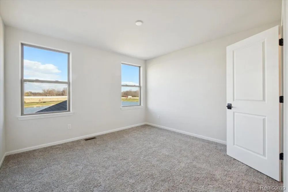 61836 Hevel Lane Washington Township, MI 48094