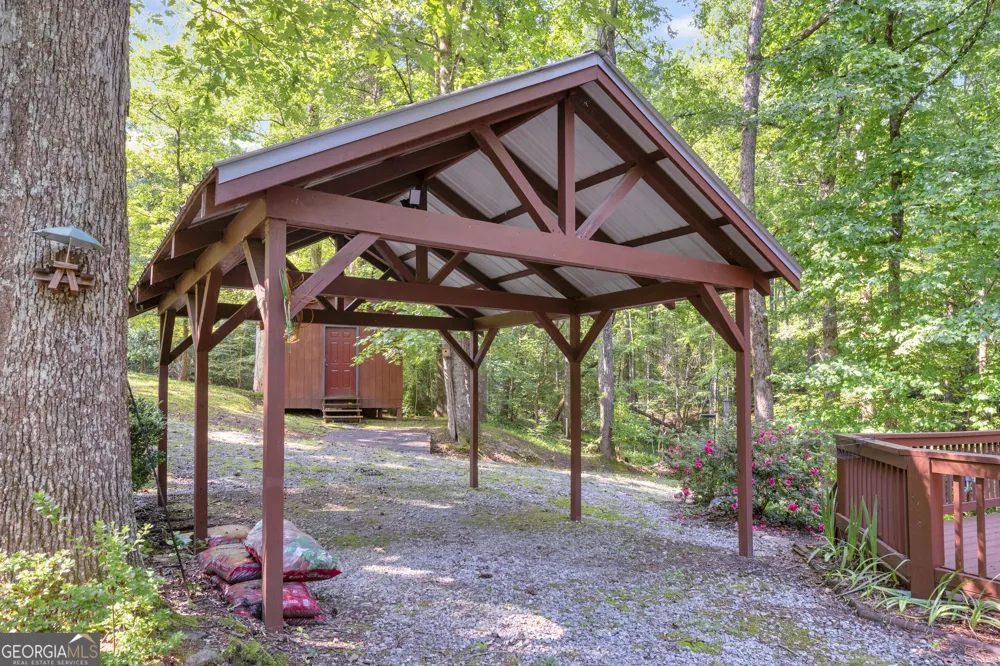 113 Biddy Mtn LN Tiger, GA 30576