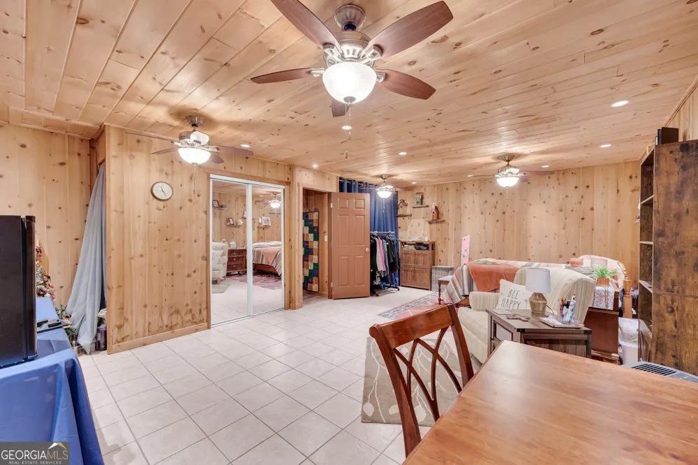 113 Biddy Mtn LN Tiger, GA 30576