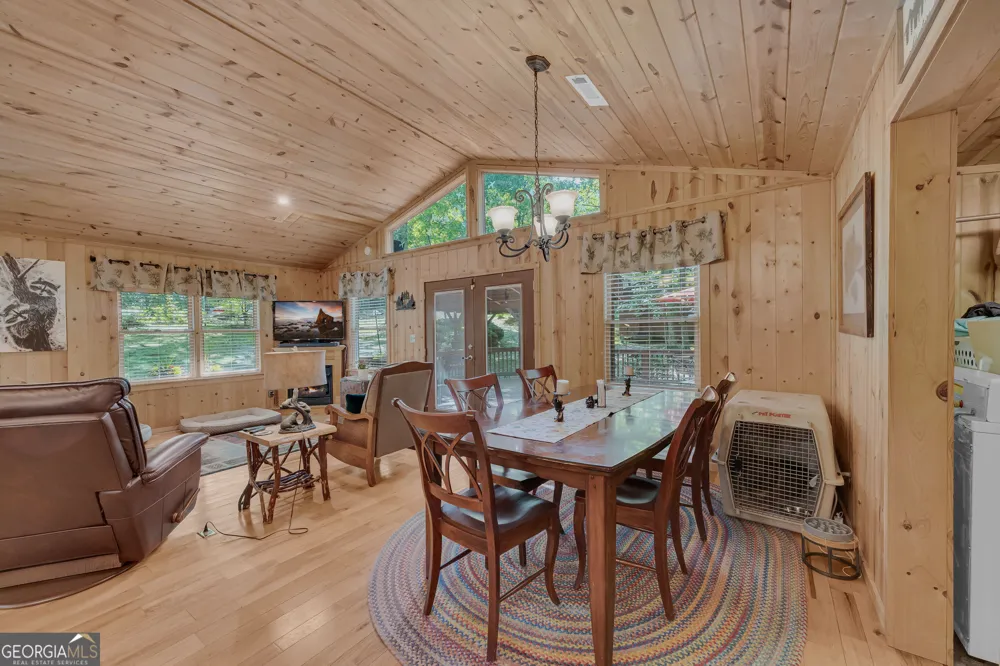113 Biddy Mtn LN Tiger, GA 30576