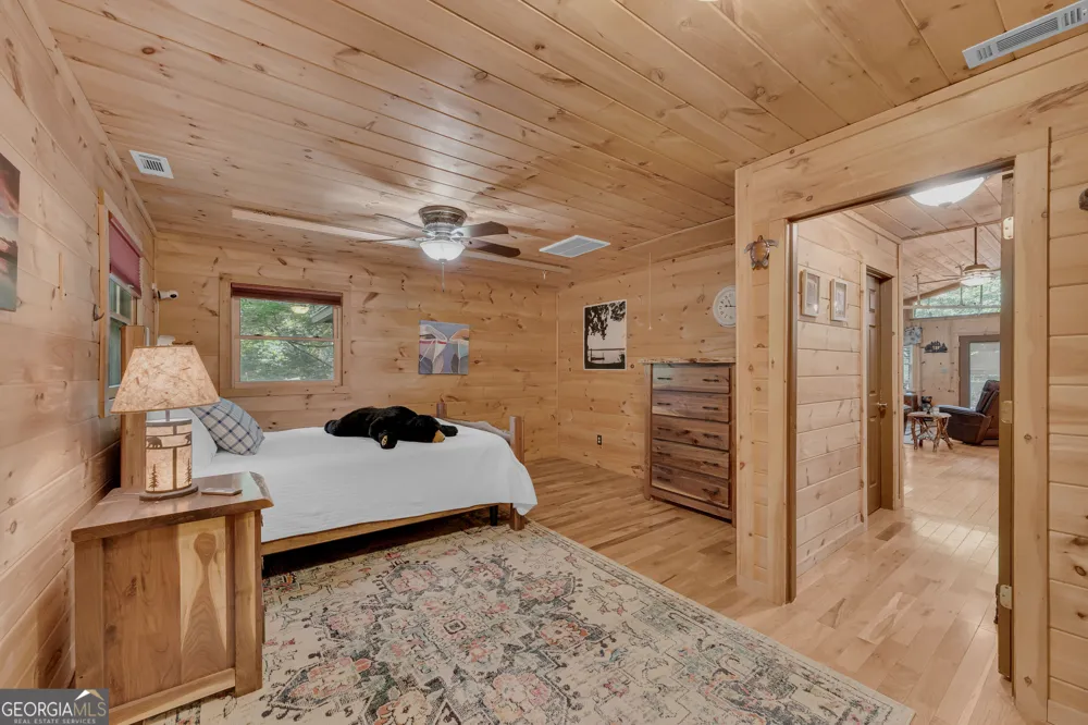 113 Biddy Mtn LN Tiger, GA 30576