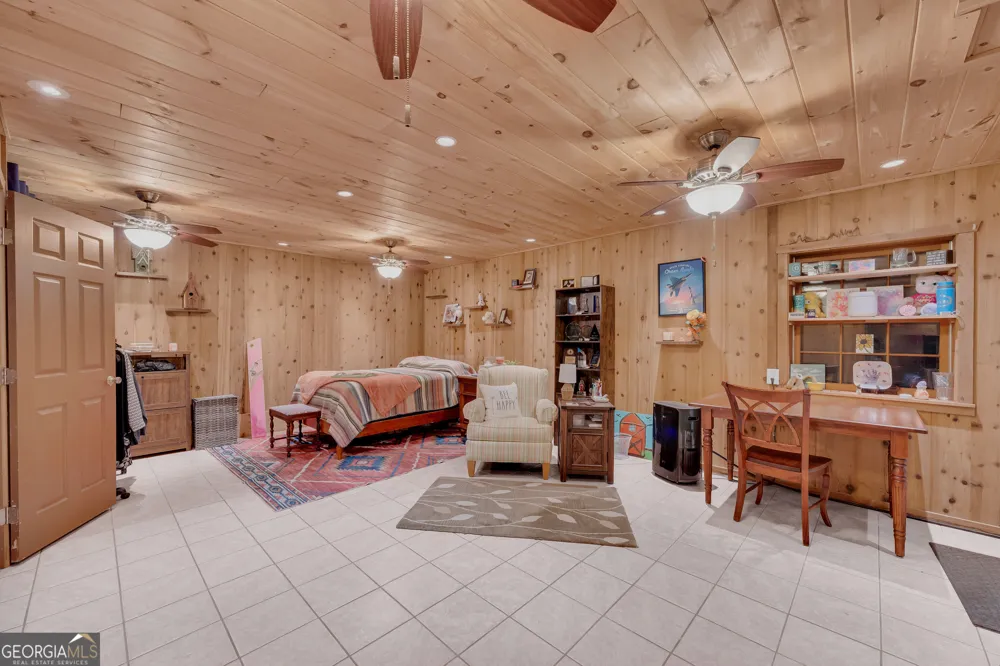 113 Biddy Mtn LN Tiger, GA 30576