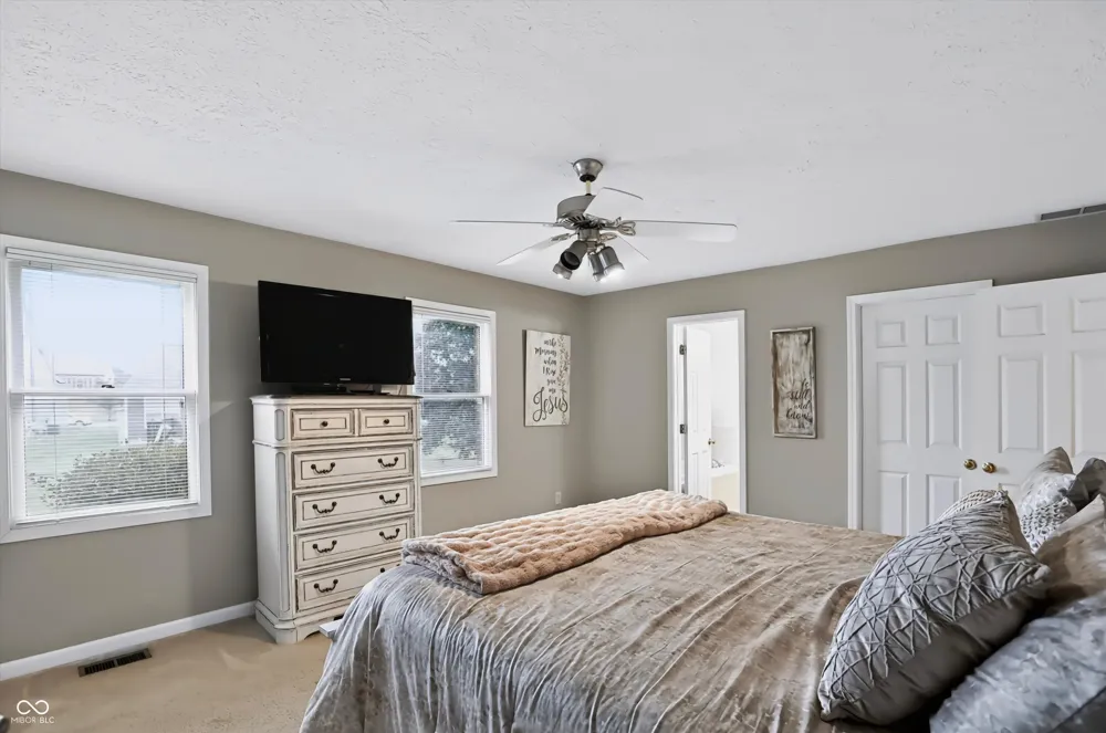 1102 Sarah Court Greenwood, IN 46142