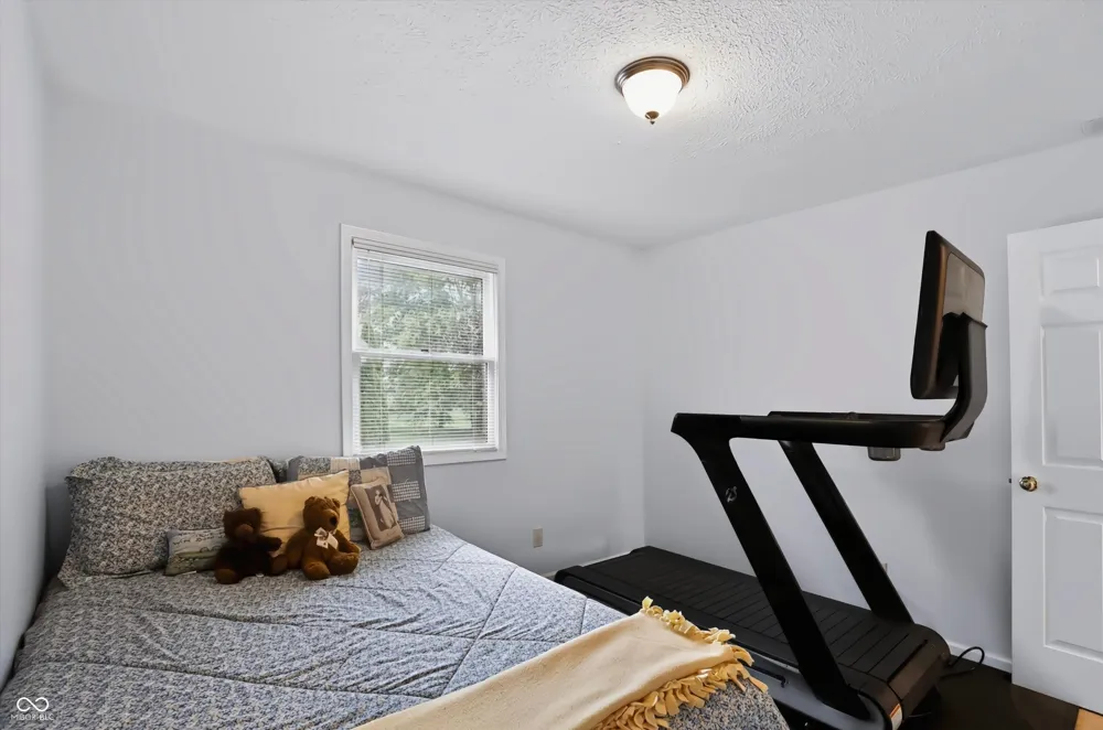 1102 Sarah Court Greenwood, IN 46142