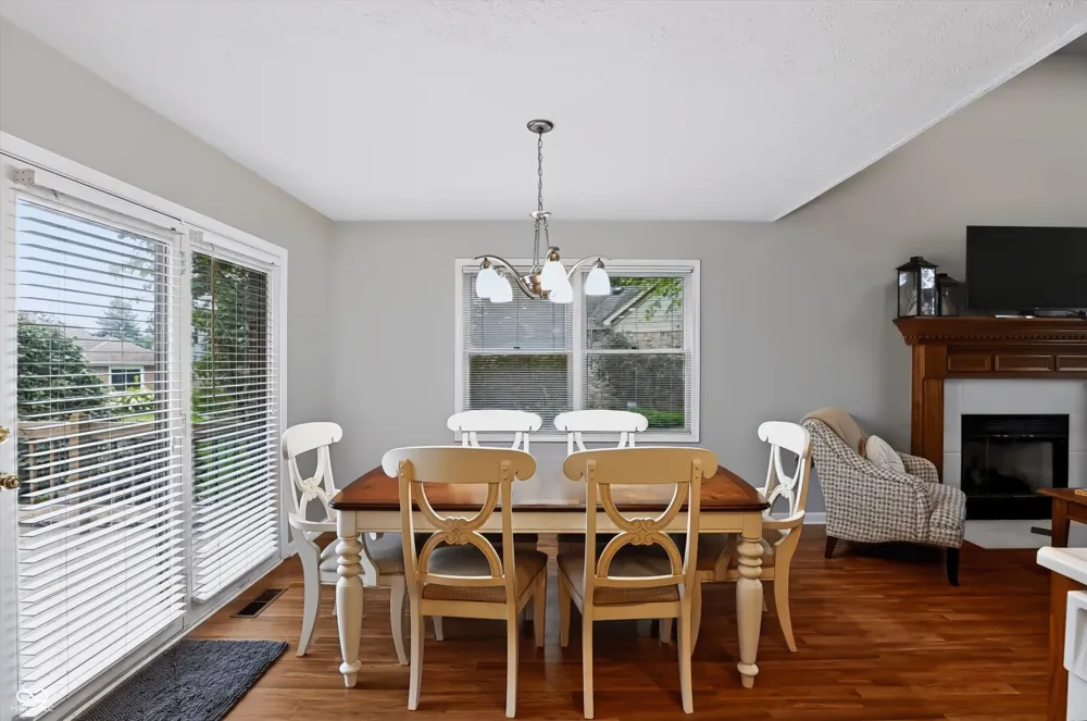 1102 Sarah Court Greenwood, IN 46142